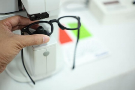 Guide complet pour trouver des lunettes de vue adaptées à votre visage